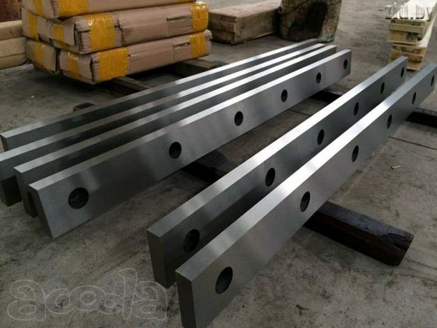 В наличии гильотинный нож 510х60х20, 520х75х25, 570х75х27, 570х75х25, 625х60х25, 670х60 х25. Ножи для дробилок и шредеров 40х40х24, 40х40х25.